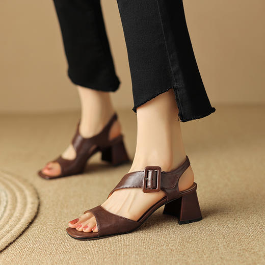 夏季新款，粗跟复古罗马凉鞋LD-6325 商品图8