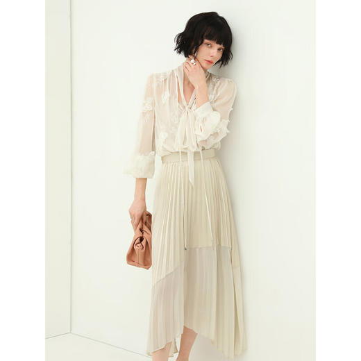 COCOBELLA手工立体蝴蝶刺绣飘逸透视飘带雪纺衫吊带套装LC52 商品图1