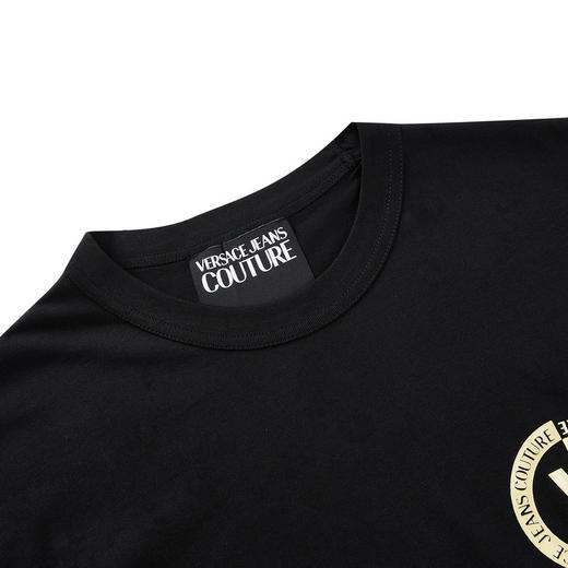 VERSACE JEANS COUTURE SS23 范思哲 男士棉质金色徽标印花短袖T恤上时尚休闲男装 74GAHT10 CJ00T 商品图3
