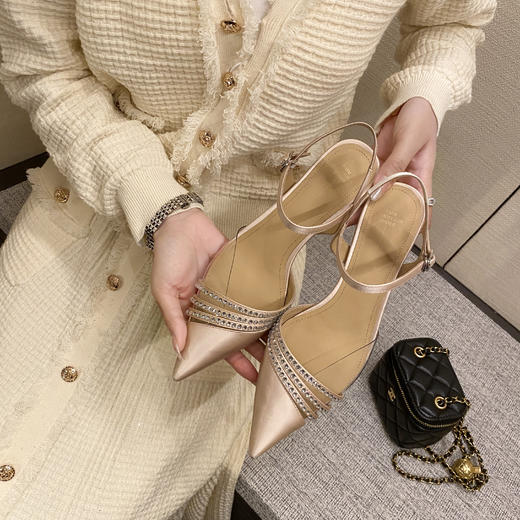 春季新款，尖头镶钻透明中跟凉鞋HCY-K3485 商品图4