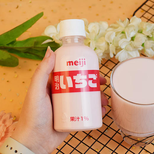 日本进口明治草莓味含乳饮料220ml 商品图3