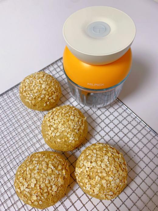 云顾佐料蒜泥辅食机！！全网首创yoyo球人体力学设计——科学抓握角度，舒服不累手！！ 商品图2