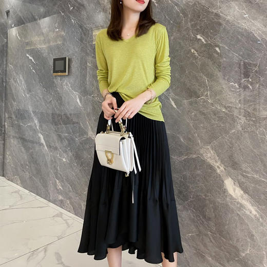 PX-W26Q50821 2023年夏季新款百褶复古高腰显瘦优雅气质中长款不规则半身裙 商品图1