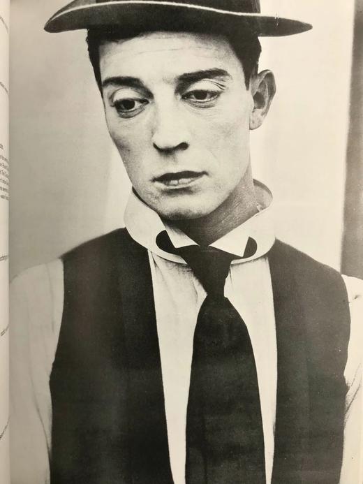 卡塞尔电影引语集 约百幅插图 精装16开 商品图9