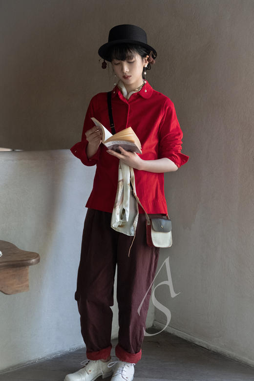 Paul Harnden  米咖拼色坚果斜挎小包 商品图0