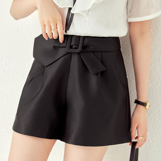 休闲时尚，百搭小众设计感蝴蝶结高腰显瘦A字阔腿显瘦短裤WLZD-2305507 商品图2