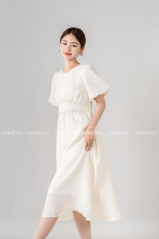 【门店同款】2023年夏季肌理面料珍珠连衣裙 150566034 商品图1