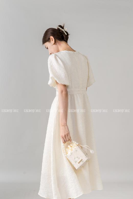 【门店同款】2023年夏季肌理面料珍珠连衣裙 150566034 商品图2