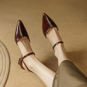优雅法式，尖头真皮中跟凉鞋LCC-C9134