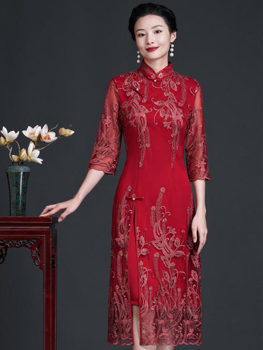 BLH2208-2喜婆婆妈妈装春季蕾丝中袖改良旗袍修身A摆 日常宴会红装礼服文艺 商品图1