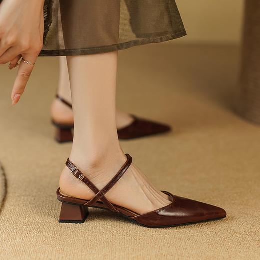 优雅法式，尖头真皮中跟凉鞋LCC-C9134 商品图5