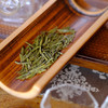 2025新头茬手工蒙顶黄芽，一茶难求！魏久淞亲制，三麸三包  芽条匀整  色泽嫩黄  芽毫显露  花香幽长  汤色黄亮透碧  滋味鲜醇回甘 商品缩略图5