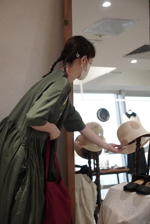 ECOLE DE CURIOSITES 丝棉府绸刺绣连衣裙(Limited series) 商品图11