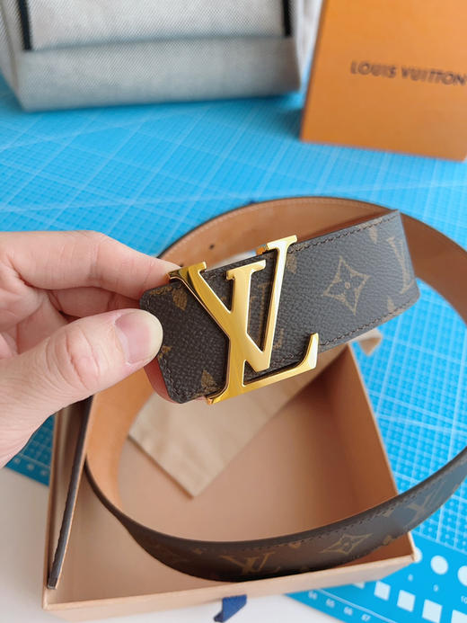 LOUIS VITTON M9608 商品图2