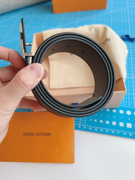 LOUIS VITTON M9821 商品图3