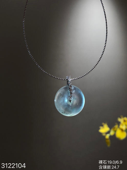 3122104，玻璃飘翠平安扣吊坠。具体价格微信咨询 商品图1