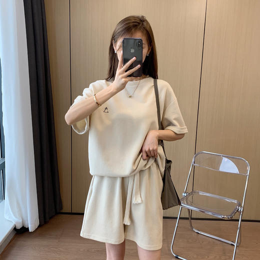 千吉娜Chigina 刺绣运动套装  短袖+短裤 显瘦百搭  宽松版型 舒适时尚 商品图3