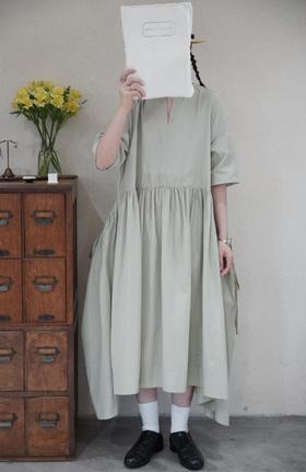 ECOLE DE CURIOSITES  圆领开衩套头连衣裙(Limited series)