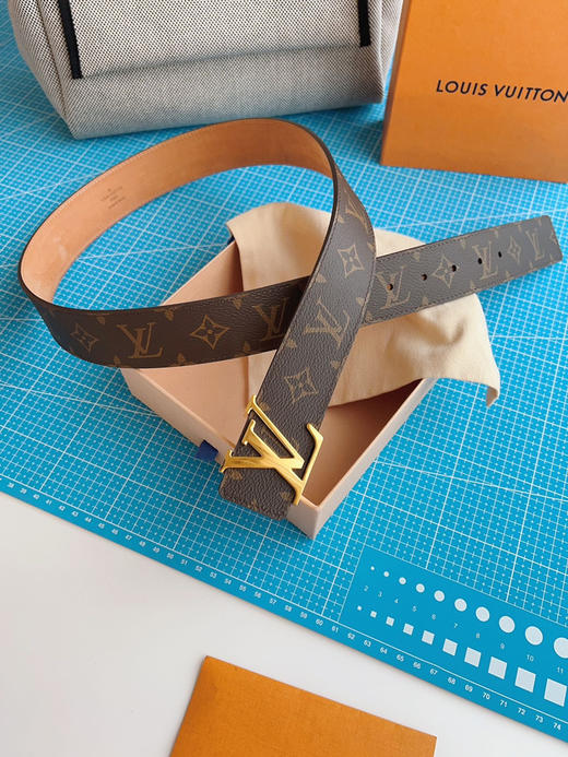 LOUIS VITTON M9608 商品图4