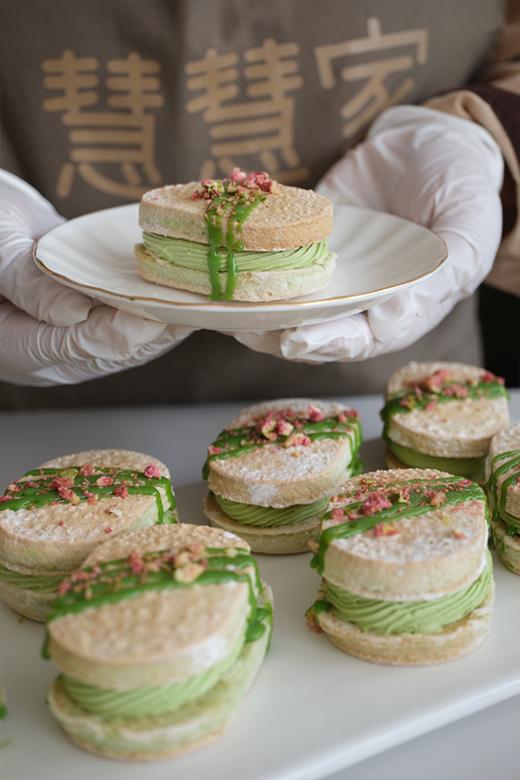 新鲜甜品——抹茶达克瓦兹 商品图0