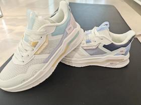 80620201 05532997 361女士休闲鞋