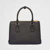 PRADA 普拉达 女士Galleria 小号 Saffiano 皮革三角形金属刻字徽标提挎包 黑色 1BA896 NZV F0002 EOO 商品缩略图2