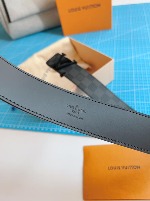 LOUIS VITTON M9808 商品图3