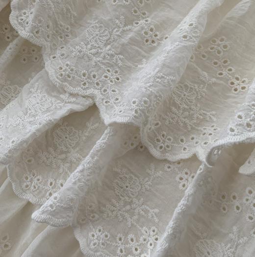 【好物推荐】欧玛莱 夏季韩版甜美荷叶边方领泡泡短袖纯色衬衫 商品图3