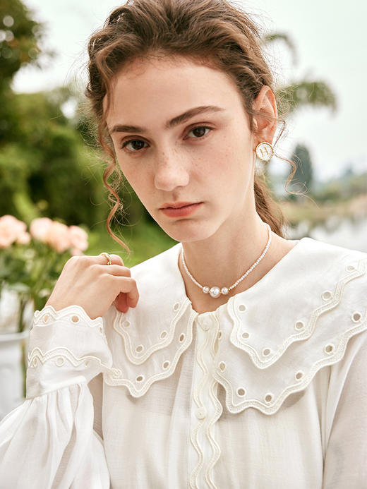 OLrain欧芮儿法式雪纺蕾丝衫女春季2023年新款刺绣翻领高级感上衣 商品图1