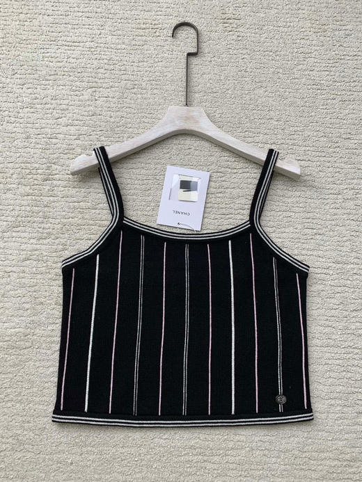 圆领针织衫。开衫。吊带背心。半裙。 商品图11