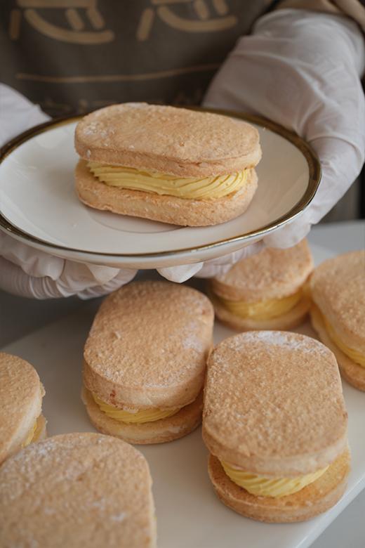 新鲜甜品——芒果达克瓦兹 商品图0