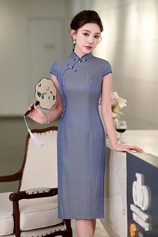 TZRY-214-11新款时尚气质精品真丝中长旗袍绣花旗袍长旗袍复古风修身旗袍 商品图4