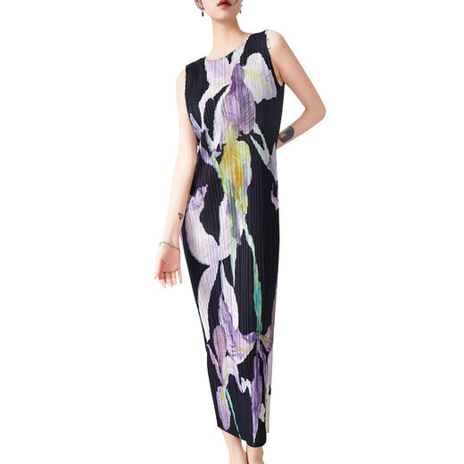 轻奢款丨三宅褶皱 显瘦 无袖圆领褶皱直筒裙 商品图4