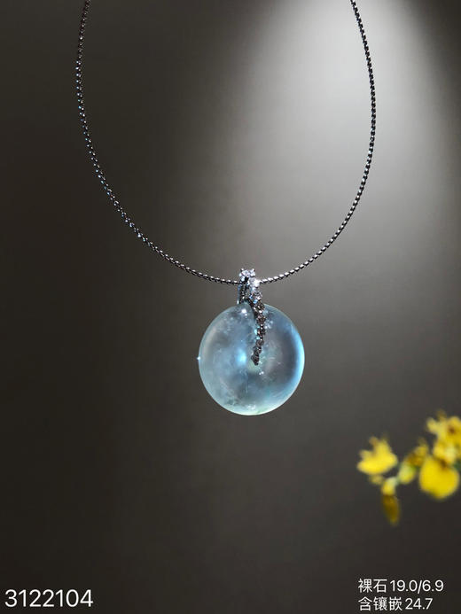 3122104，玻璃飘翠平安扣吊坠。具体价格微信咨询 商品图7