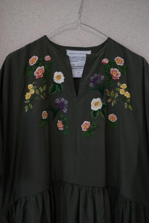 ECOLE DE CURIOSITES 丝棉府绸刺绣连衣裙(Limited series) 商品图9