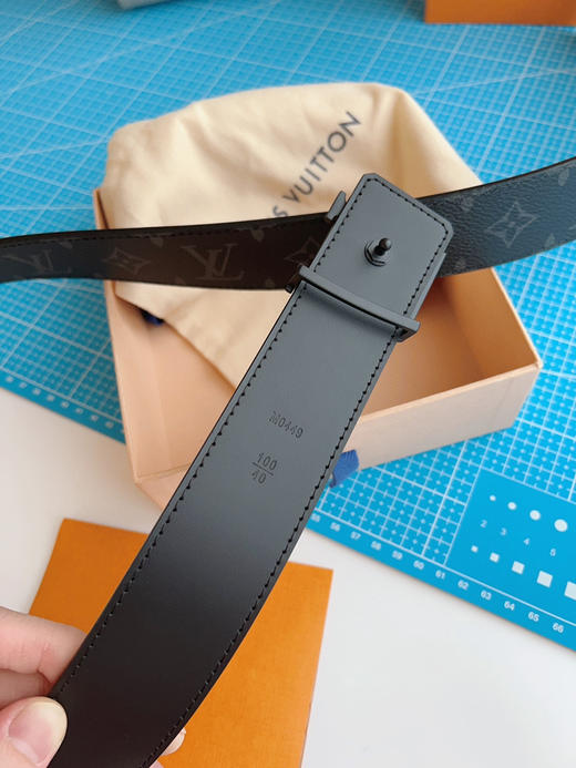 LOUIS VITTON M0449 商品图4