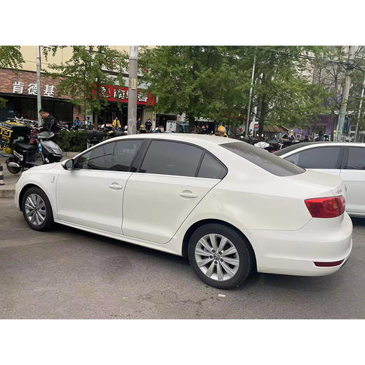 大众 速腾 1.6L 自动舒适型【长租-北京】 商品图3