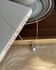 搭配利器丨异彩强光 珍珠灰白色单颗吊坠项链 商品缩略图3