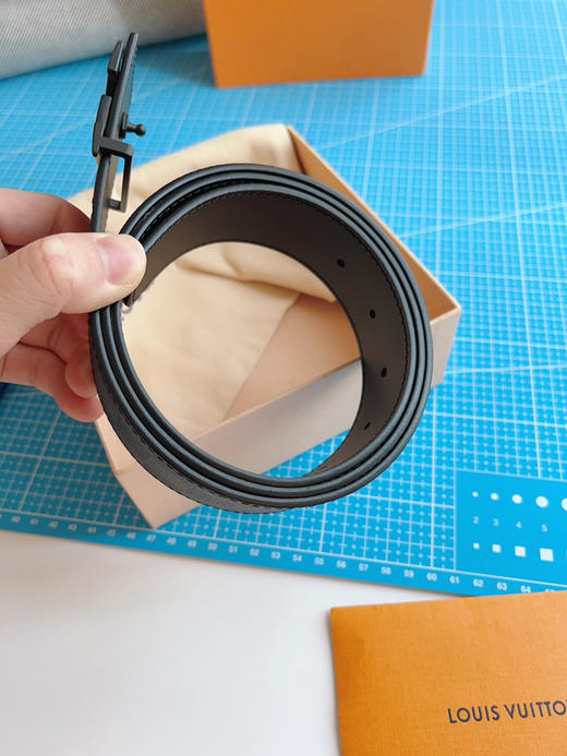 LOUIS VITTON M9808 商品图8