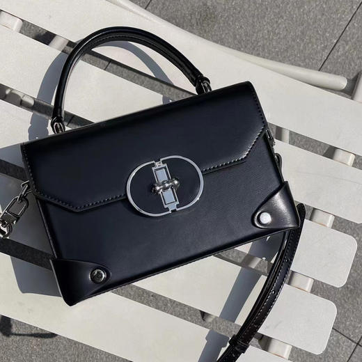 西村名物糖果色纯色原皮手提小方包 商品图0