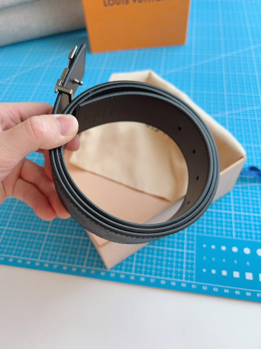 LOUIS VITTON M0213 商品图4