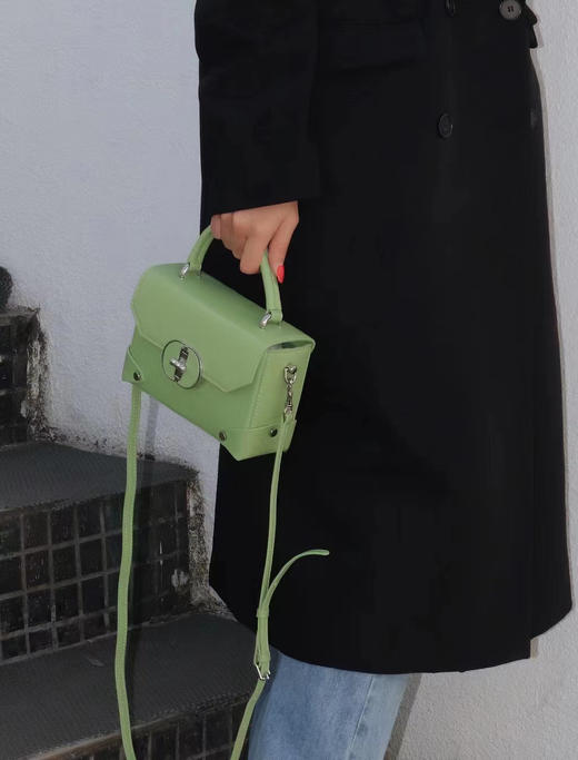 西村名物糖果色纯色原皮手提小方包 商品图5