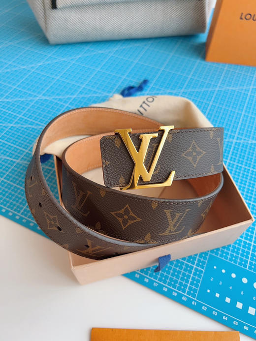 LOUIS VITTON M9608 商品图1