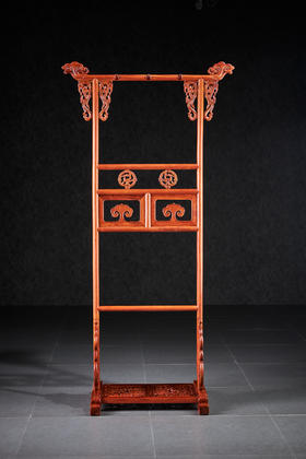 红桥红  家具严选  缅甸花梨（大果紫檀）【89清式螭龙 衣帽架】