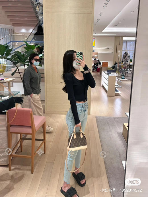 Lv经典贝壳包 商品图7