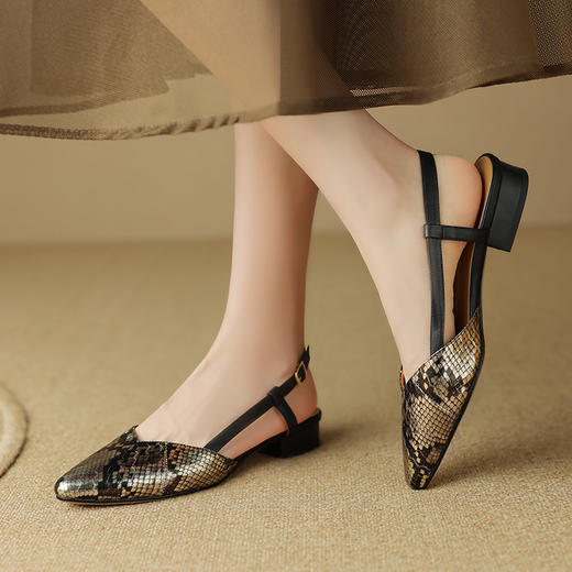 夏季新款，平底包头凉鞋LD-6327 商品图0