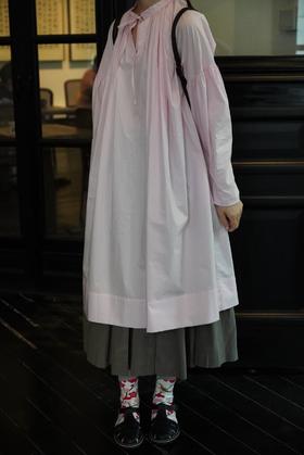 Ecole de curiosites粉色长衬衫裙
