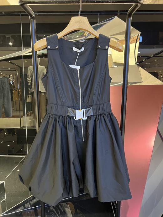 无袖金属扣腰带花苞连衣裙 商品图0