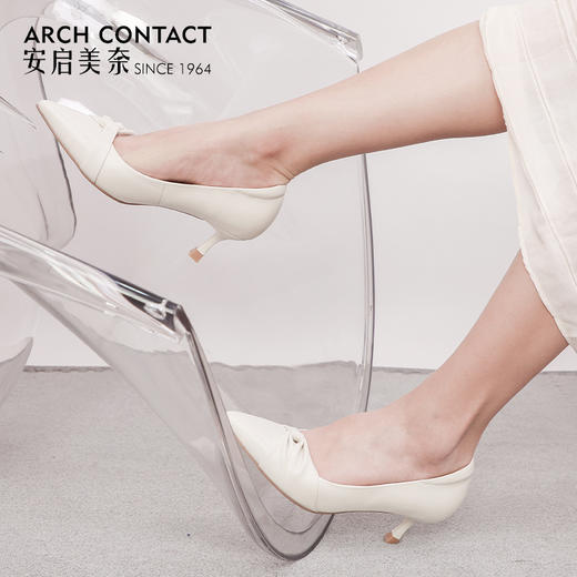 ARCHCONTACT安启美奈羊皮褶皱扣尖头高跟鞋52805 商品图5