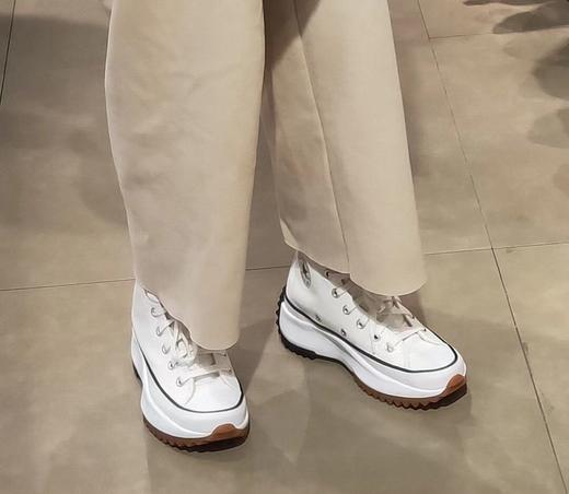 【匡威】Run Star Hike女高帮厚底鞋 商品图4